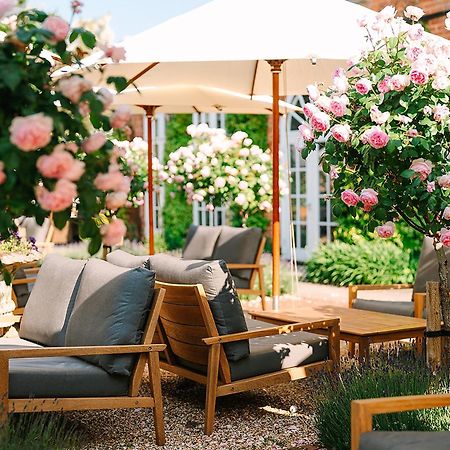 Chewton Glen Hotel - An Iconic Luxury Hotel New Milton Esterno foto