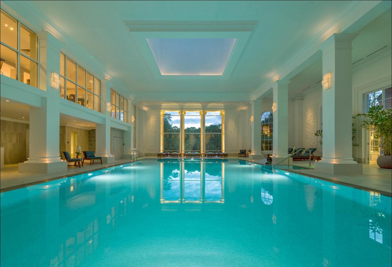 Chewton Glen Hotel - An Iconic Luxury Hotel New Milton Esterno foto
