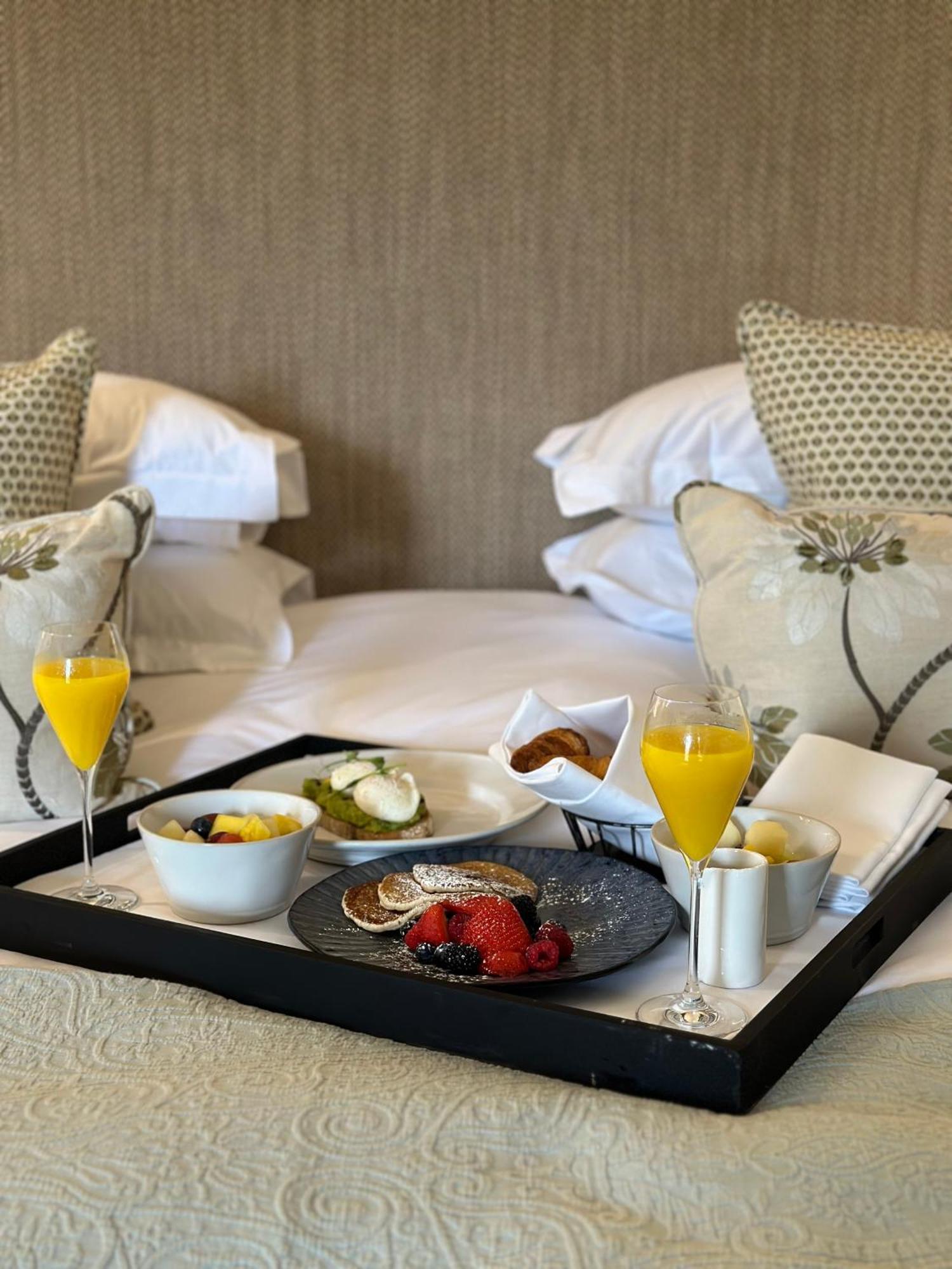 Chewton Glen Hotel - An Iconic Luxury Hotel New Milton Esterno foto