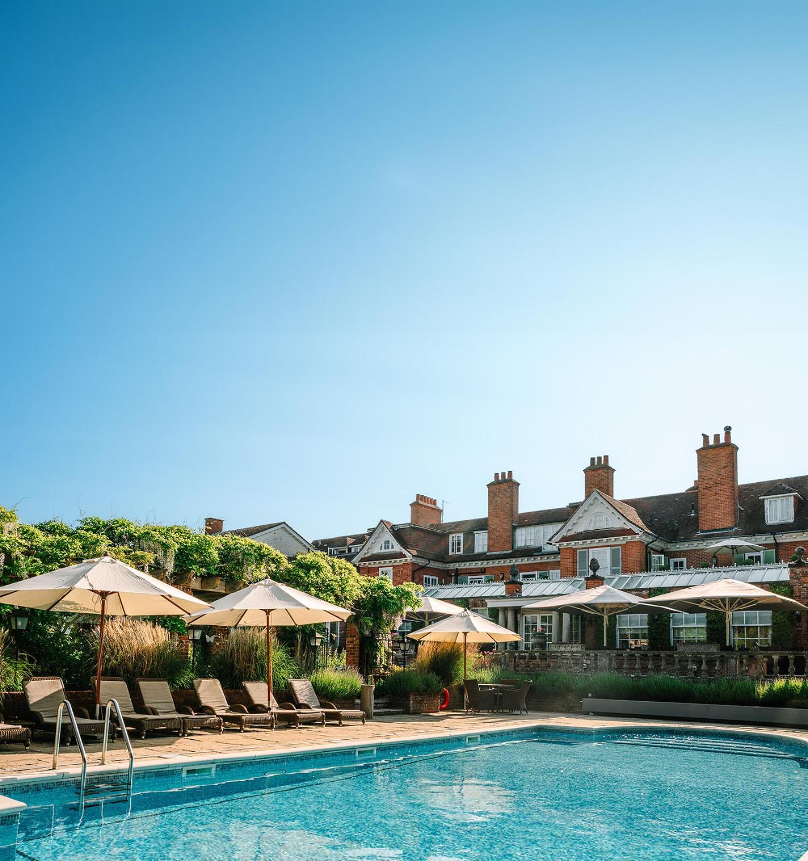 Chewton Glen Hotel - An Iconic Luxury Hotel New Milton Esterno foto