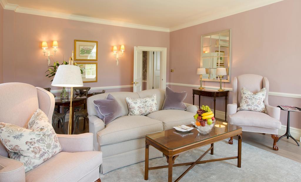 Chewton Glen Hotel - An Iconic Luxury Hotel New Milton Esterno foto