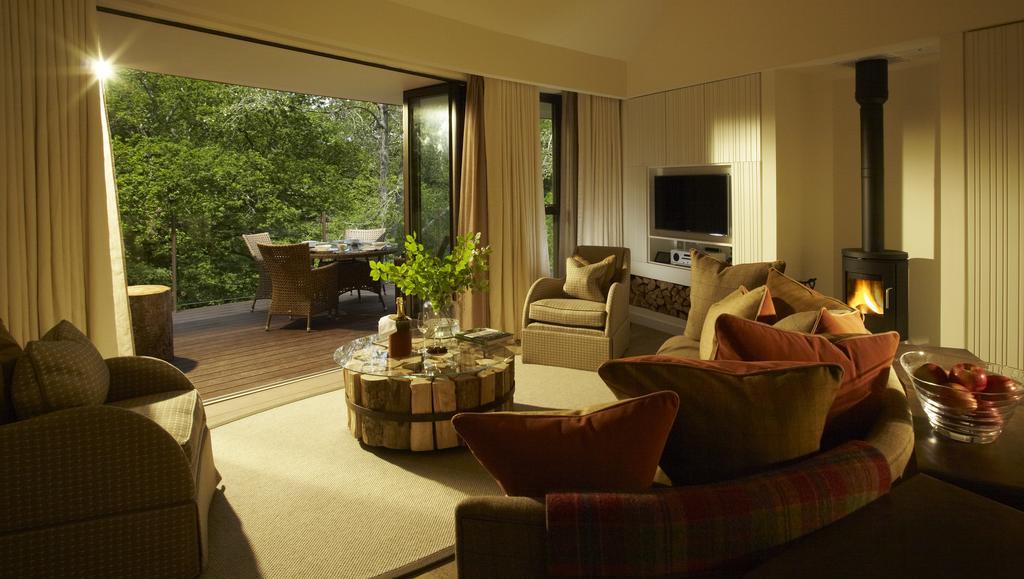 Chewton Glen Hotel - An Iconic Luxury Hotel New Milton Esterno foto