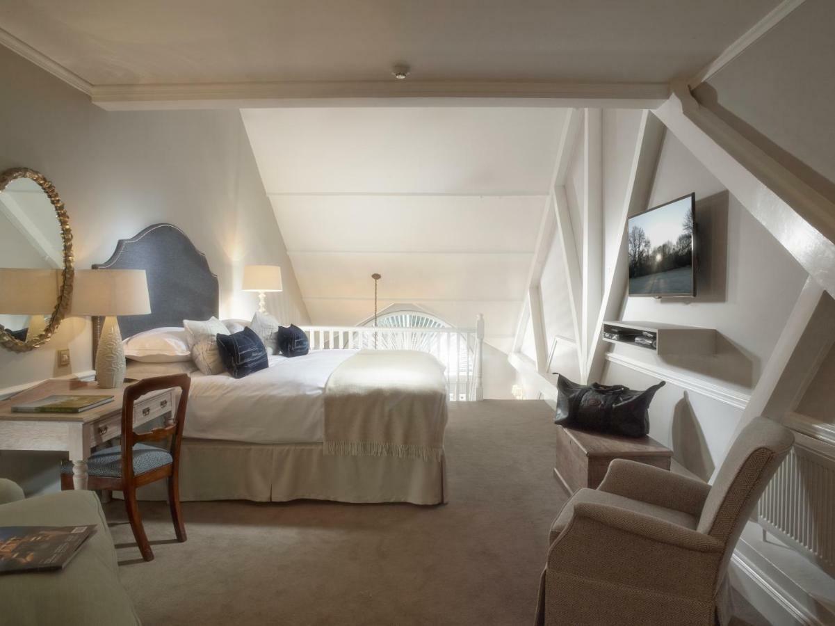 Chewton Glen Hotel - An Iconic Luxury Hotel New Milton Esterno foto