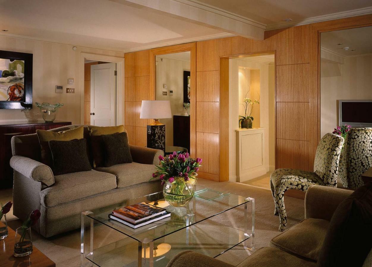 Chewton Glen Hotel - An Iconic Luxury Hotel New Milton Esterno foto